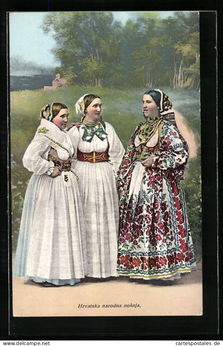 AK Drei Jugoslawische Damen In Hellen Trachten  - Non Classés
