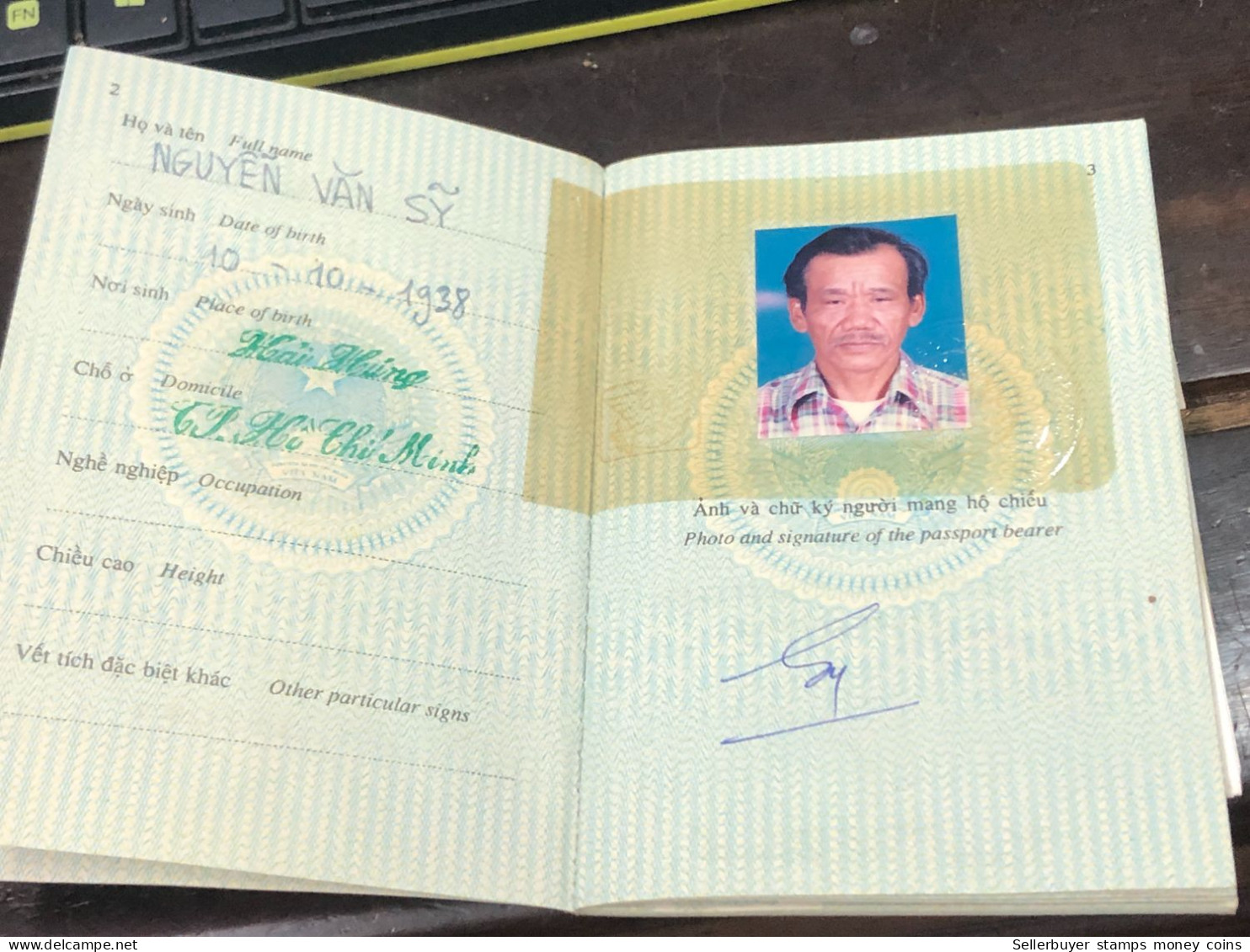 VIET NAM -OLD-ID PASSPORT-name-NGUYEN VAN SI-2001-1pcs Book - Sammlungen