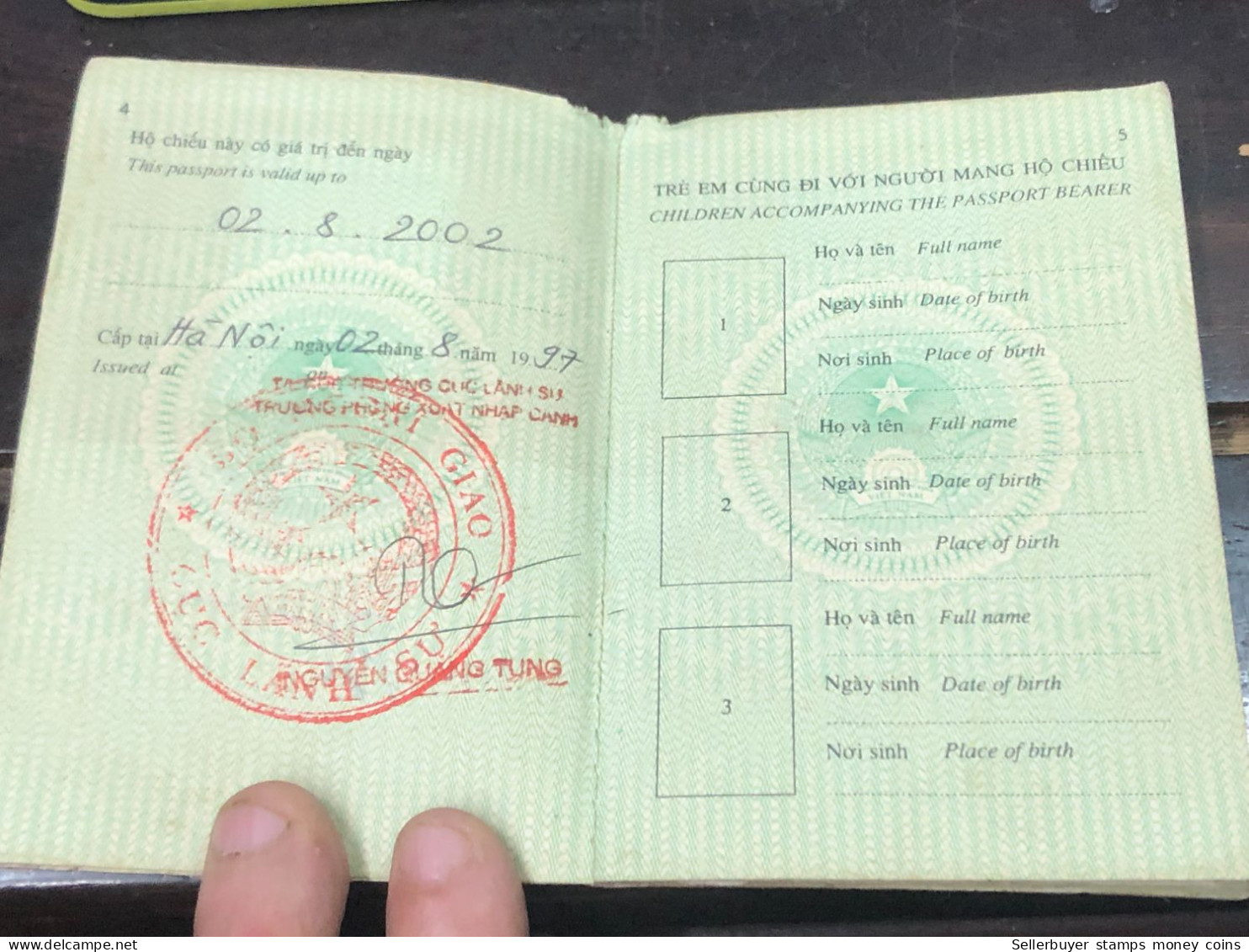 VIET NAM -OLD-ID PASSPORT-name-DANG HUY BE-2002-1pcs Book - Collections