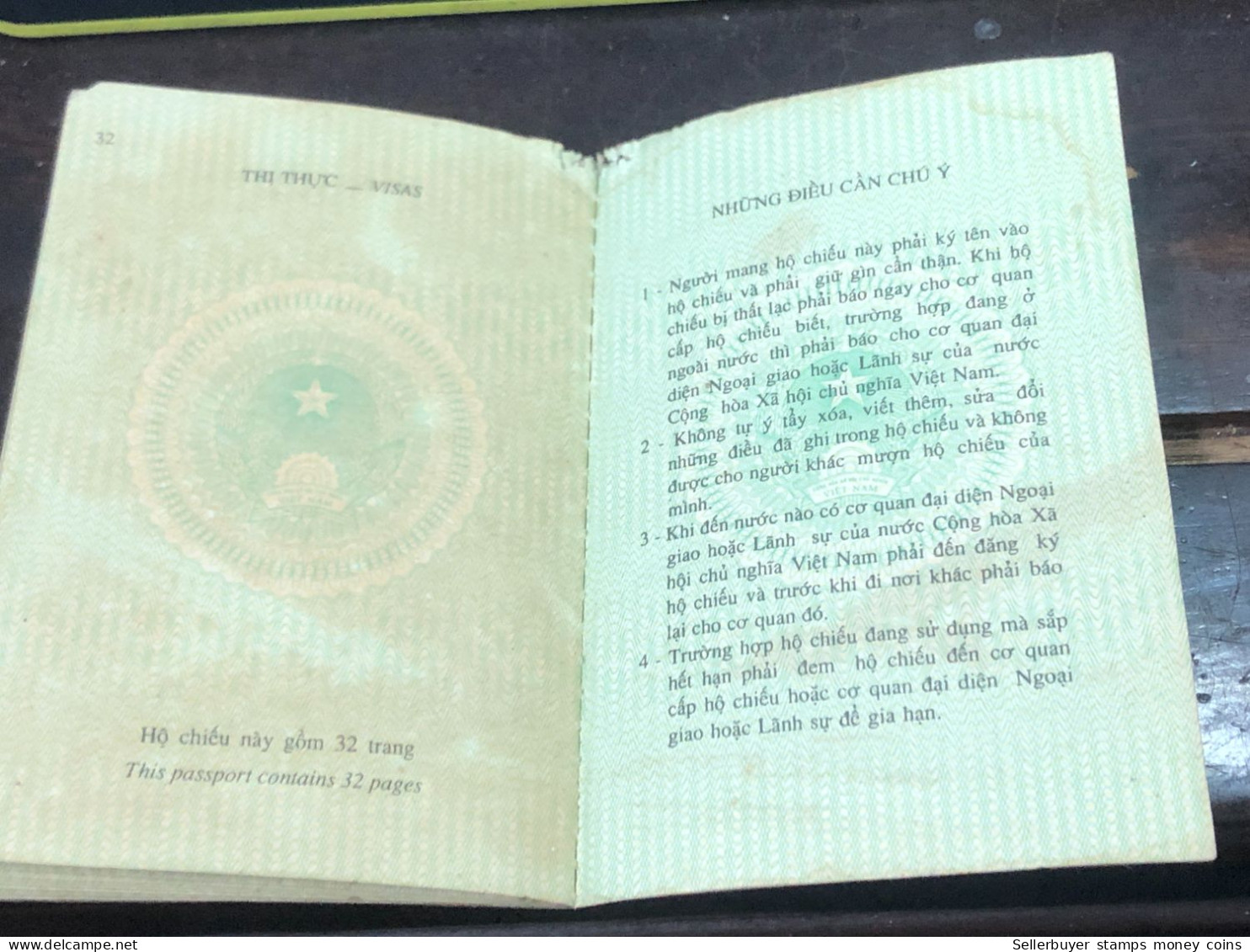 VIET NAM -OLD-ID PASSPORT-name-DANG HUY BE-2002-1pcs Book - Verzamelingen
