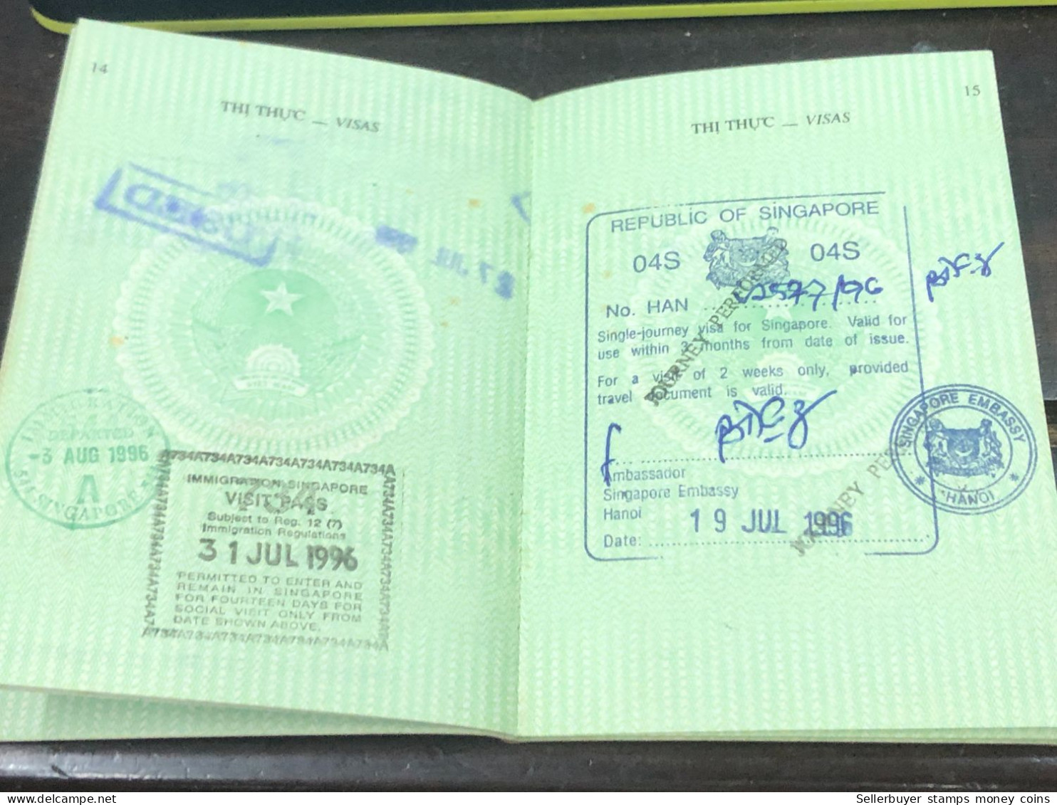 VIET NAM -OLD-ID PASSPORT-name-TRUONG LAM DUC-2001-1pcs Book - Sammlungen