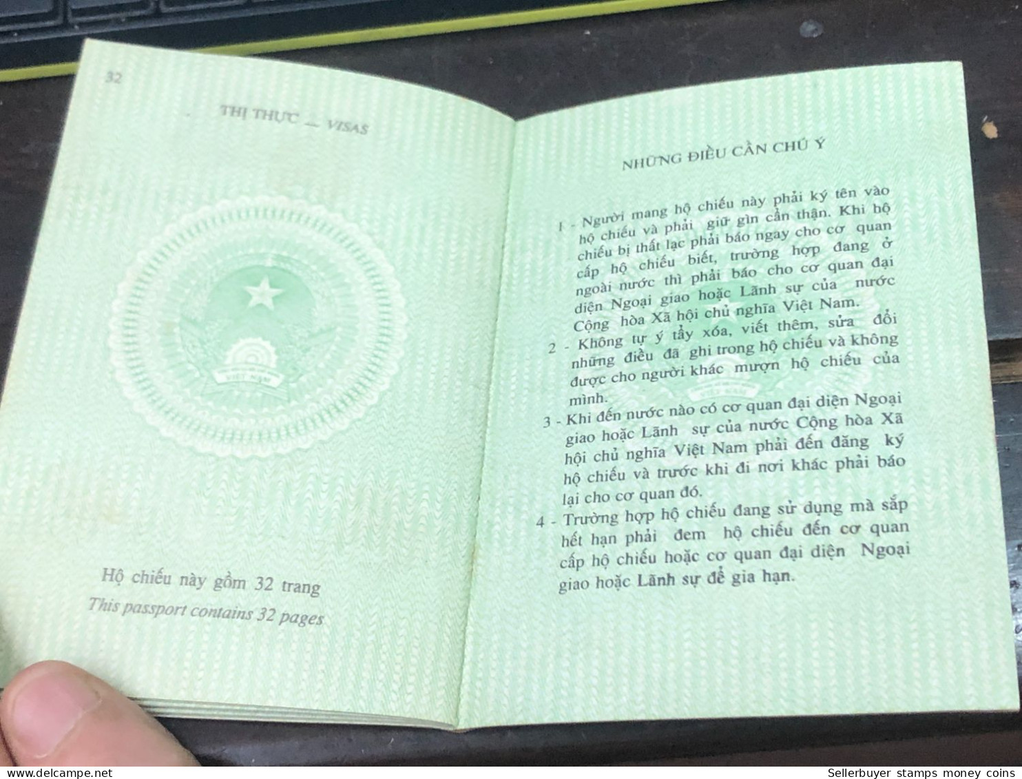 VIET NAM -OLD-ID PASSPORT-name-TRUONG LAM DUC-2001-1pcs Book - Verzamelingen