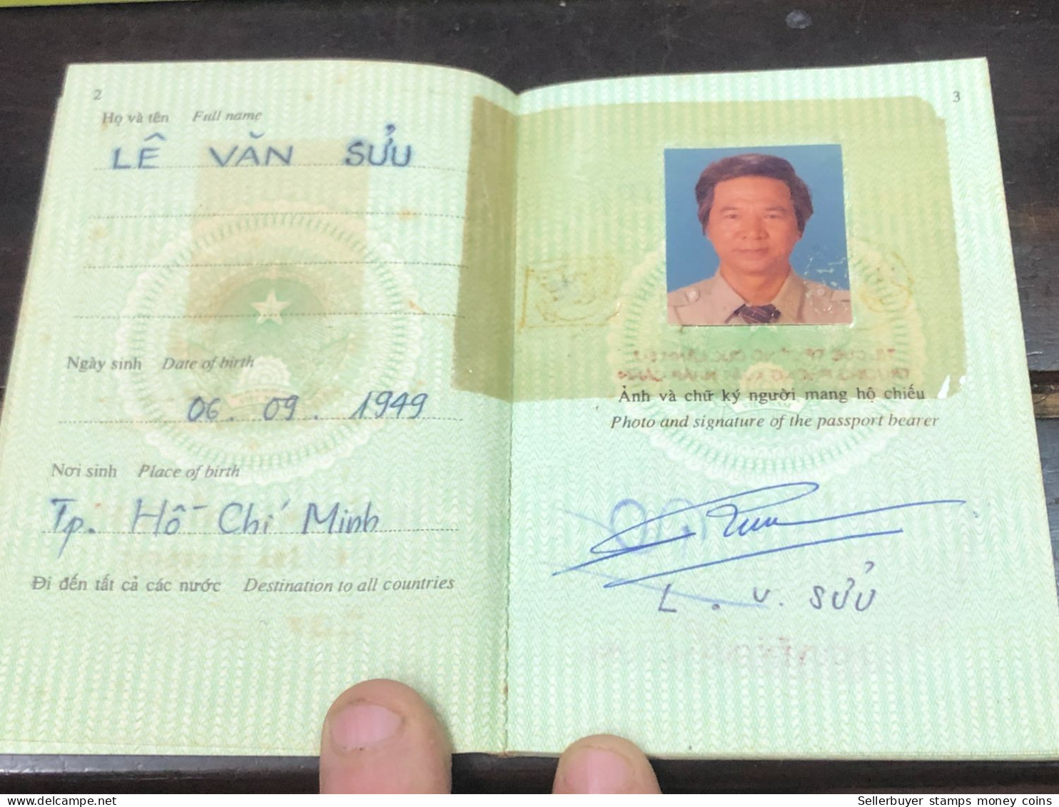 VIET NAM -OLD-ID PASSPORT-name-LE VAN SUU-2001-1pcs Book - Sammlungen