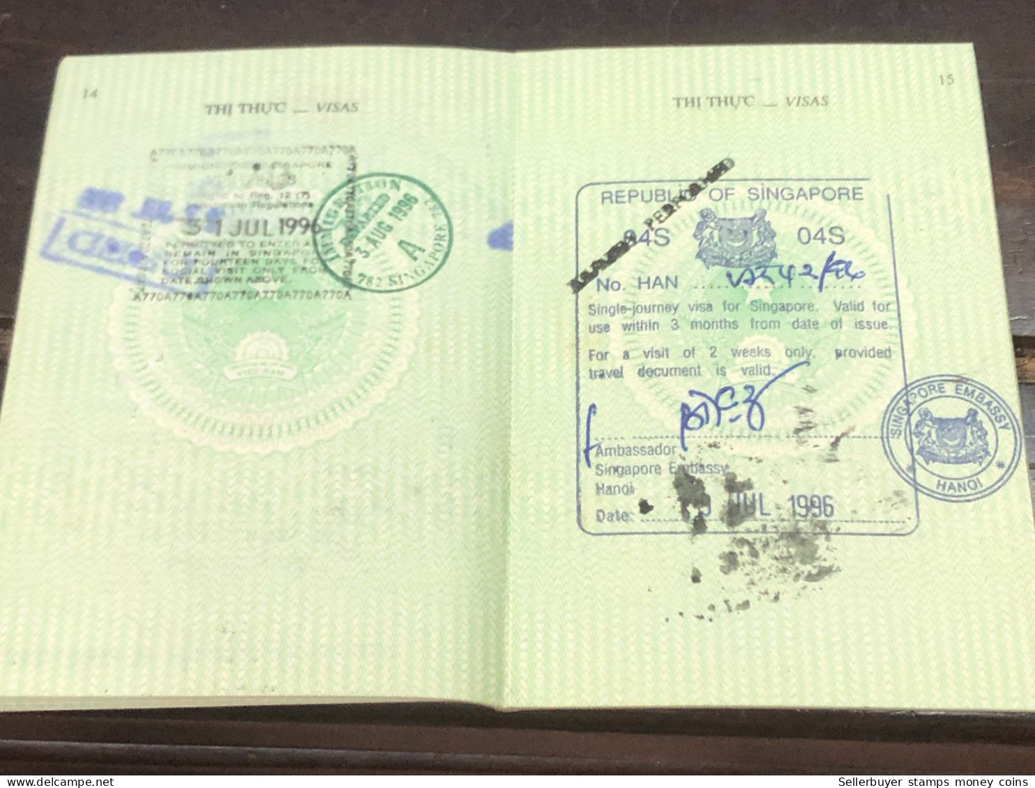 VIET NAM -OLD-ID PASSPORT-name-NGUYEN TRI MINH-2001-1pcs Book - Verzamelingen