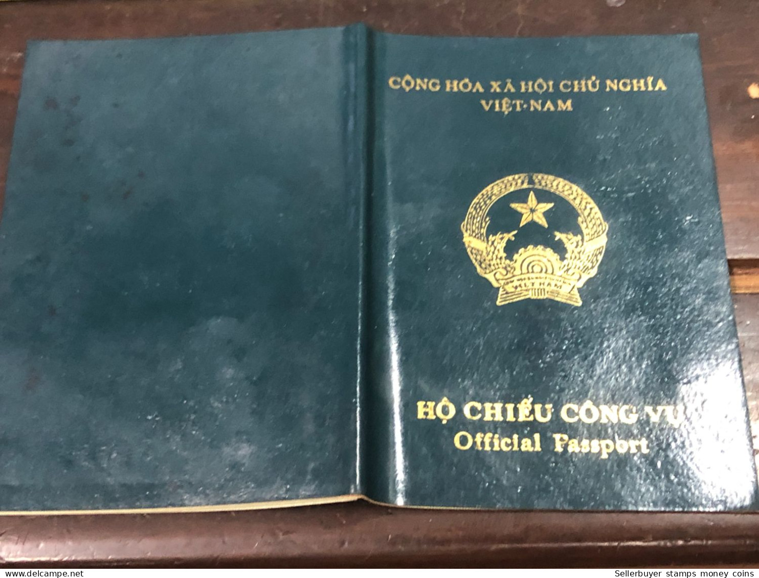 VIET NAM -OLD-ID PASSPORT-name-NGUYEN TRI MINH-2001-1pcs Book - Collections