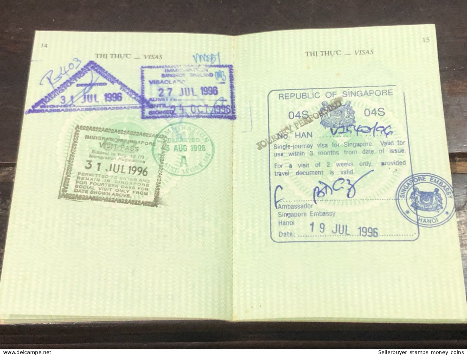 VIET NAM -OLD-ID PASSPORT-name-TRUONG VAN CAM-2001-1pcs Book - Sammlungen