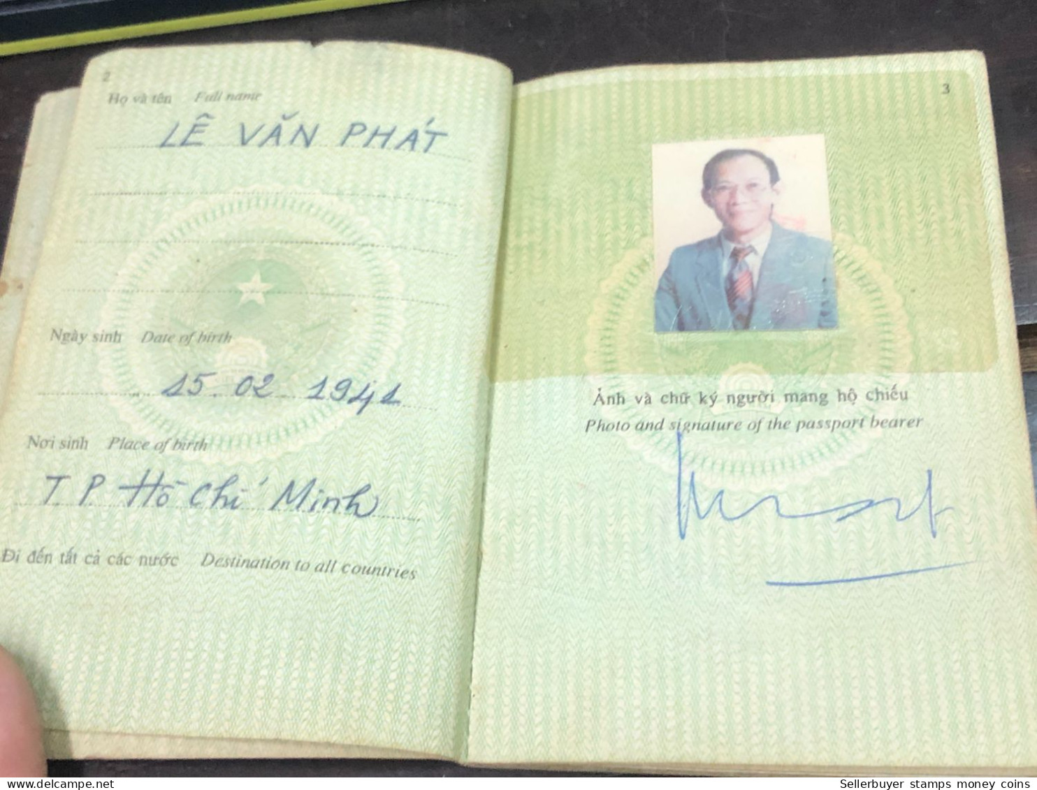 VIET NAM -OLD-ID PASSPORT-name-LE VAN PHAP-1998-1pcs Book - Sammlungen