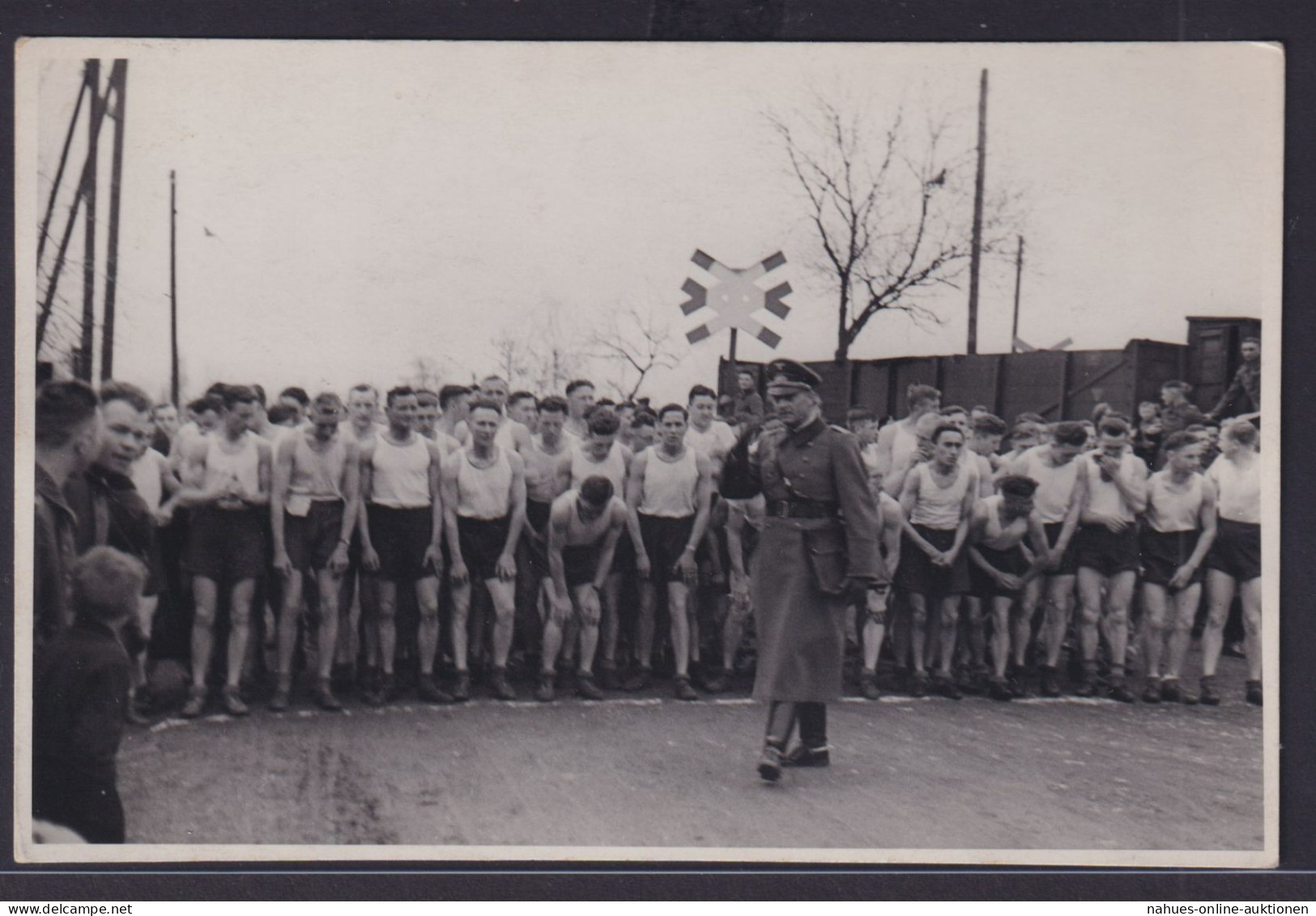 Foto Ansichtskarte Junge Rekruten Militär In Uniform - 1914-18