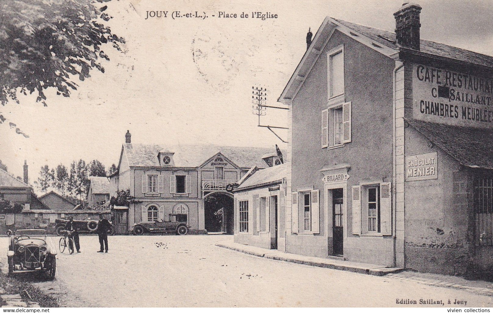 Jouy (28 Eure Et Loir) Place De L'église - édit. Saillant (café Restaurant Billard Au 1er Plan) Voitures - Jouy