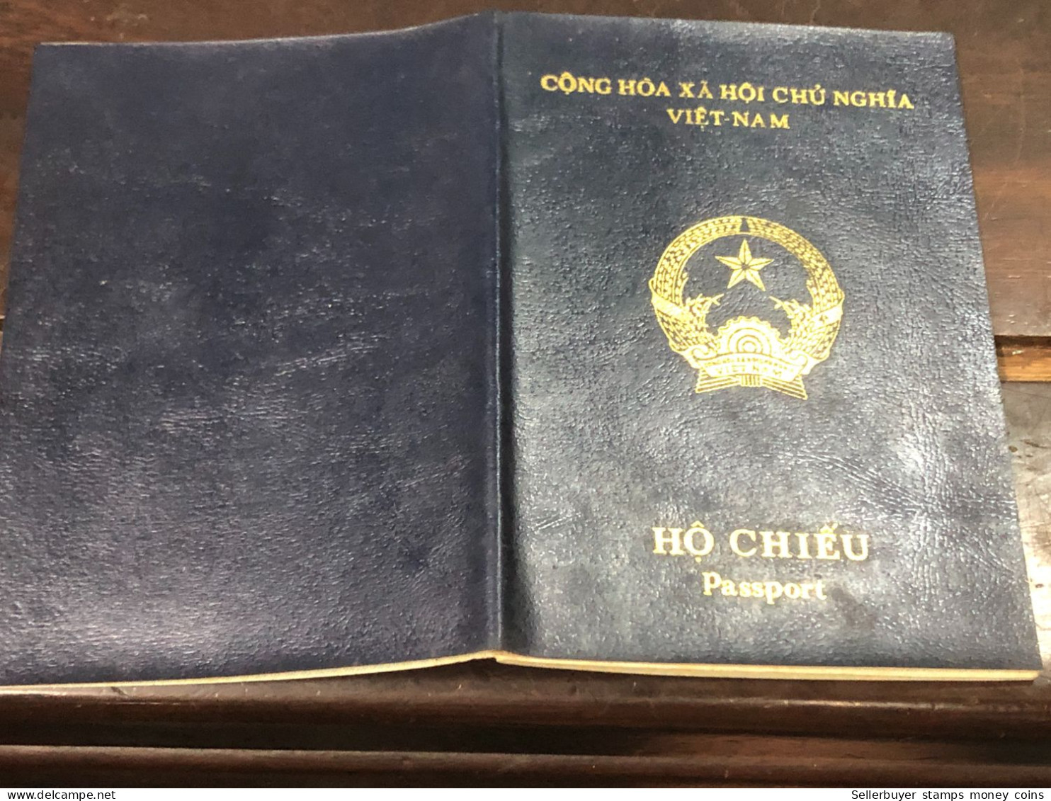 VIET NAM -OLD-ID PASSPORT-name-TRAN HA NGOC THE-1998-1pcs Book - Verzamelingen