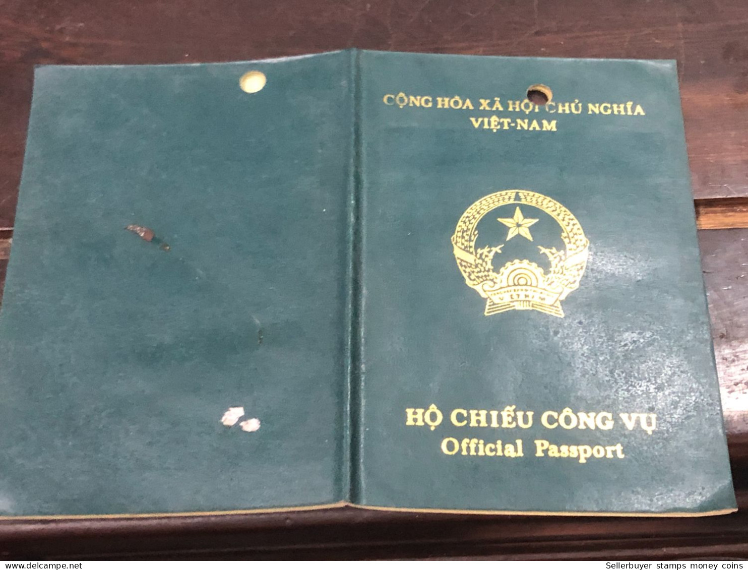 VIET NAM -OLD-ID PASSPORT-name-NGUYEN PHAN VIET-2002-1pcs Book - Collezioni