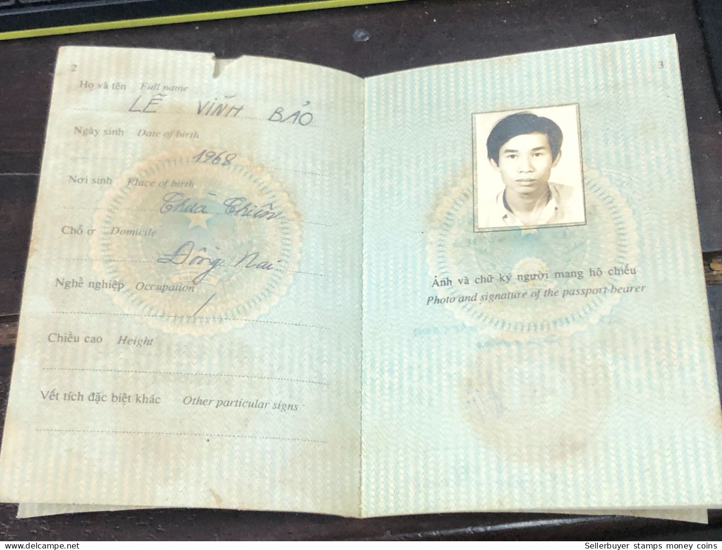 VIET NAM -OLD-ID PASSPORT-name-LE VINH BAO-1996-1pcs Book - Collections