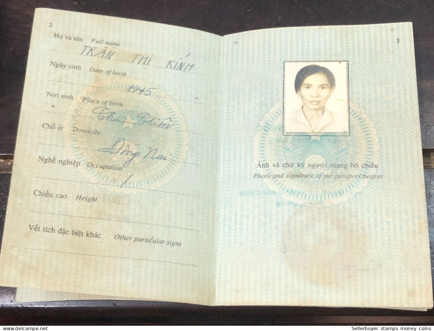VIET NAM -OLD-ID PASSPORT-name-TRAN THI KINH-1996-1pcs Book - Collections
