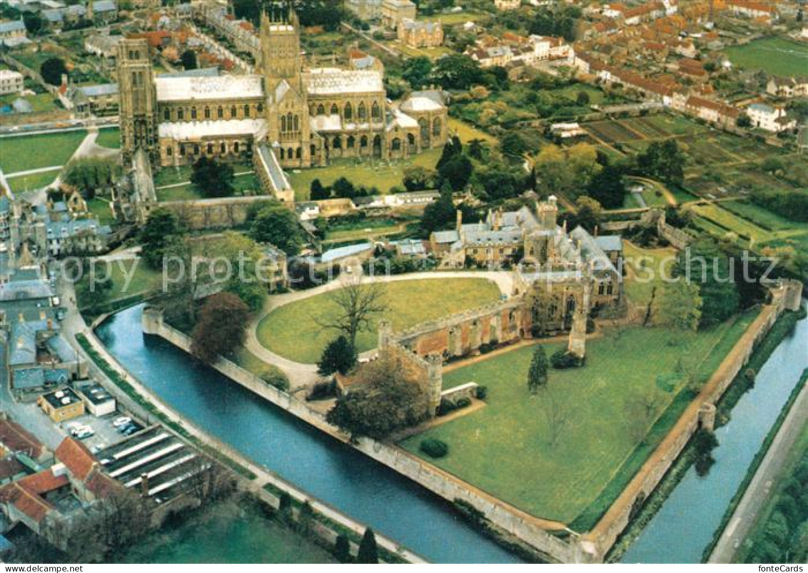 73235602 Wells St Thomas Aerial View Of Wells Cathedral Wells St Thomas - Autres & Non Classés