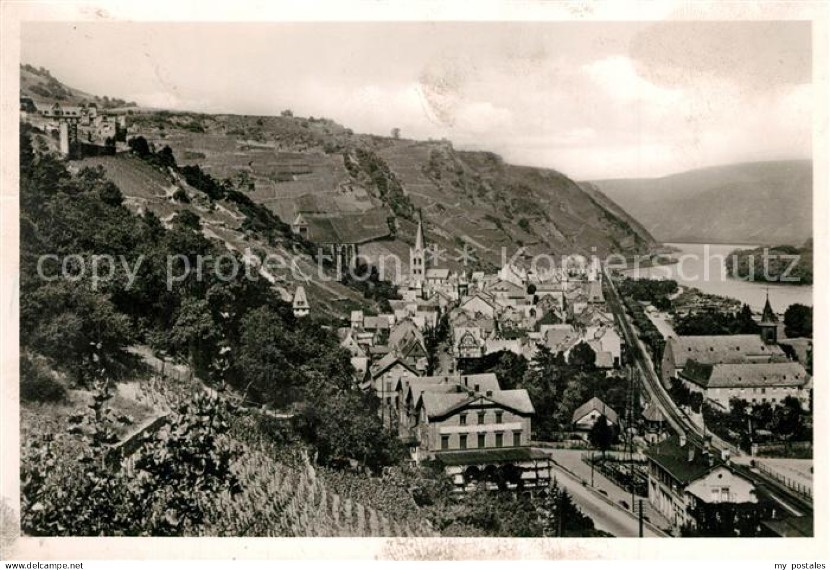 73272250 Bacharach Rhein Panorama Bacharach Rhein - Bacharach