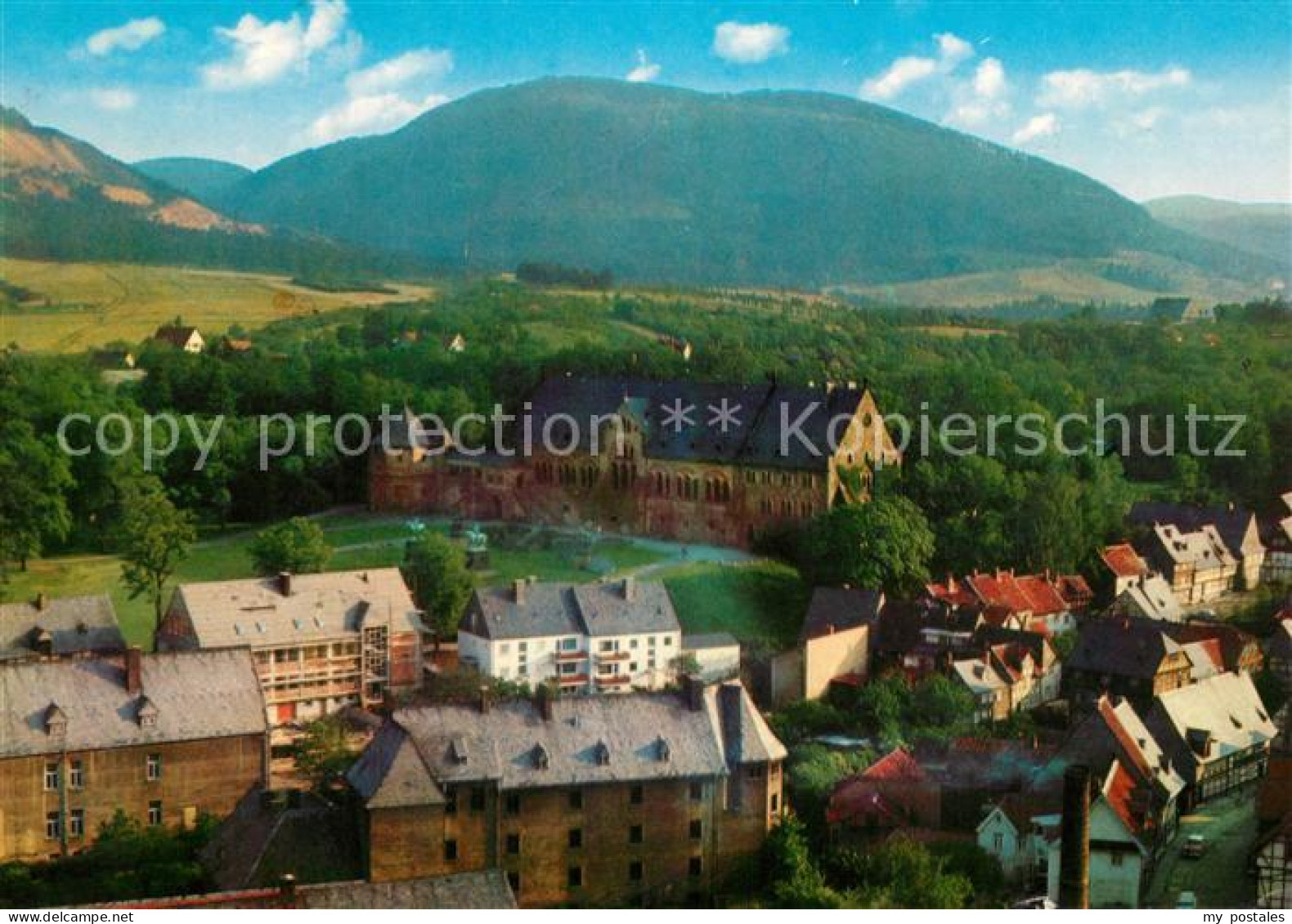 73272094 Goslar Blick Von Der Marktkirche Auf Die Kaiserpfalz Goslar - Goslar