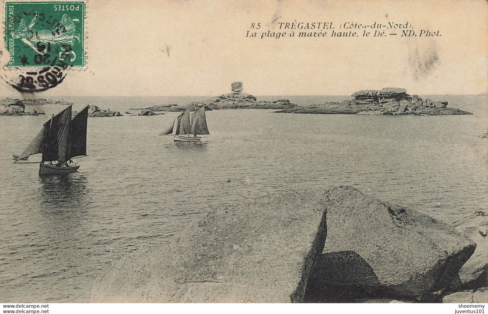 CPA Trégastel-La Plage à Marée Haute, Le Dé-85-Timbre      L2442 - Trégastel