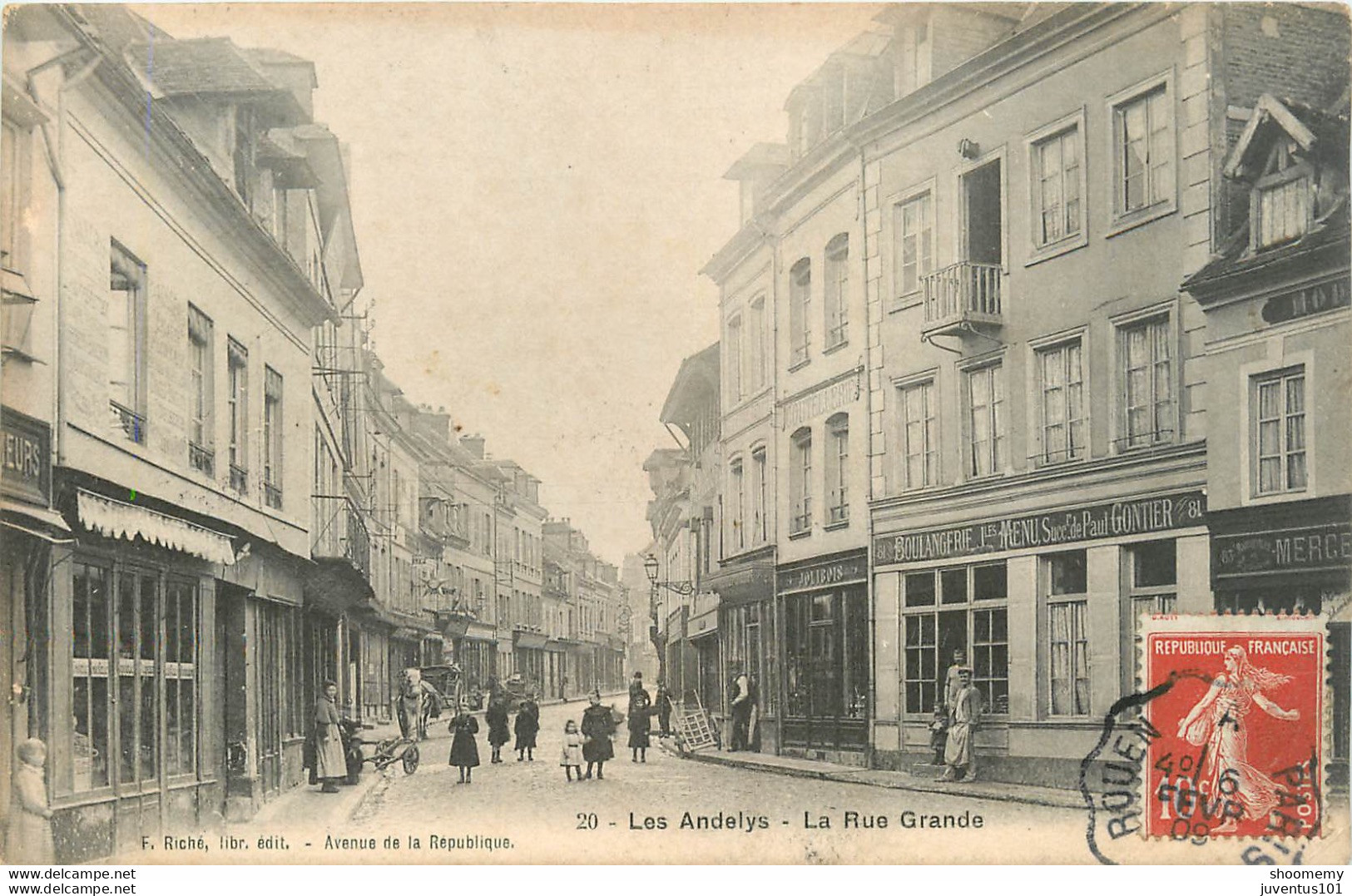 CPA Les Andelys-La Rue Grande-Timbre    L1052 - Les Andelys