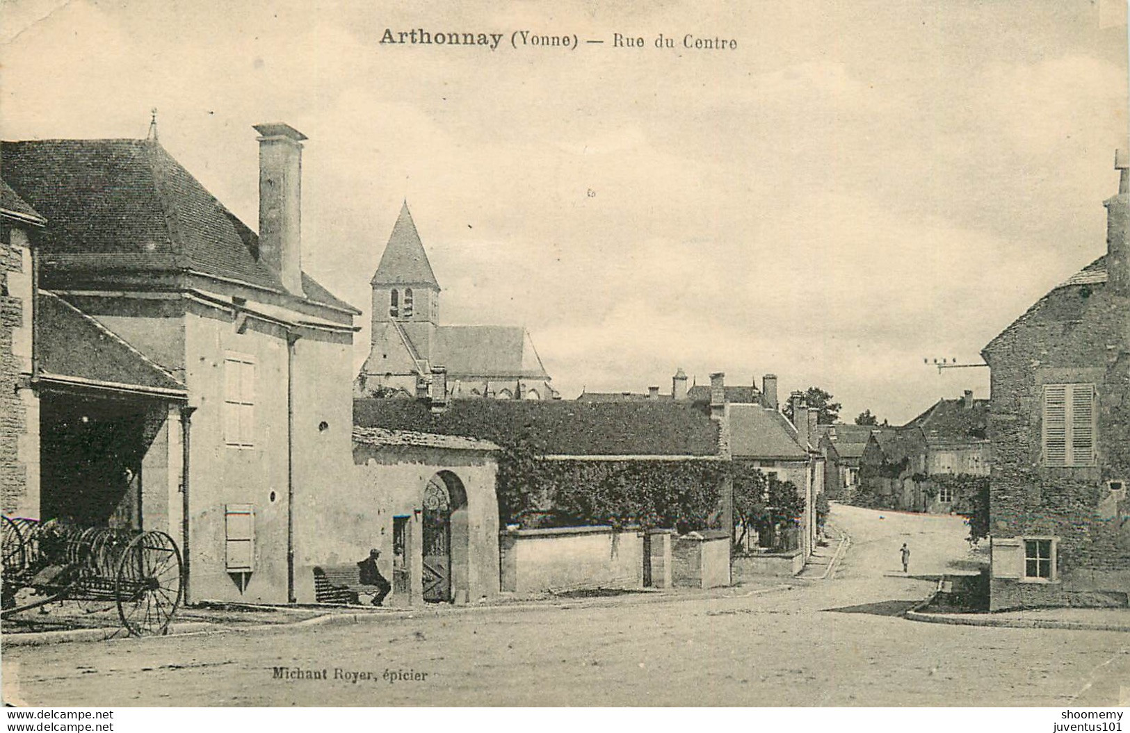 CPA Arthonnay-Rue Du Centre      L1386 - Autres & Non Classés