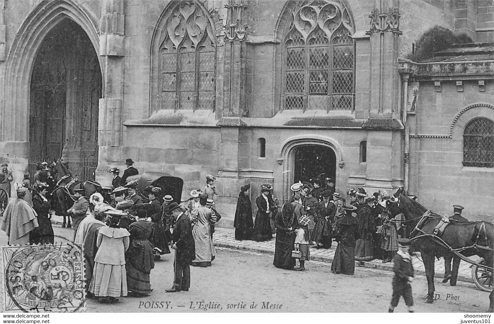 CPA Poissy-L'église,sortie De Messe-Timbre      L1752 - Poissy