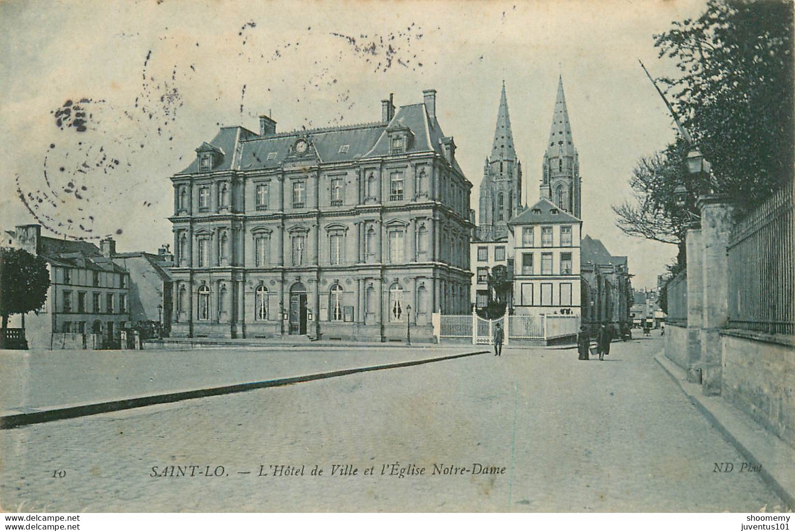 CPA Saint Lo-L'hôtel De Ville Et L'église Notre Dame-10-Timbre      L1653 - Saint Lo