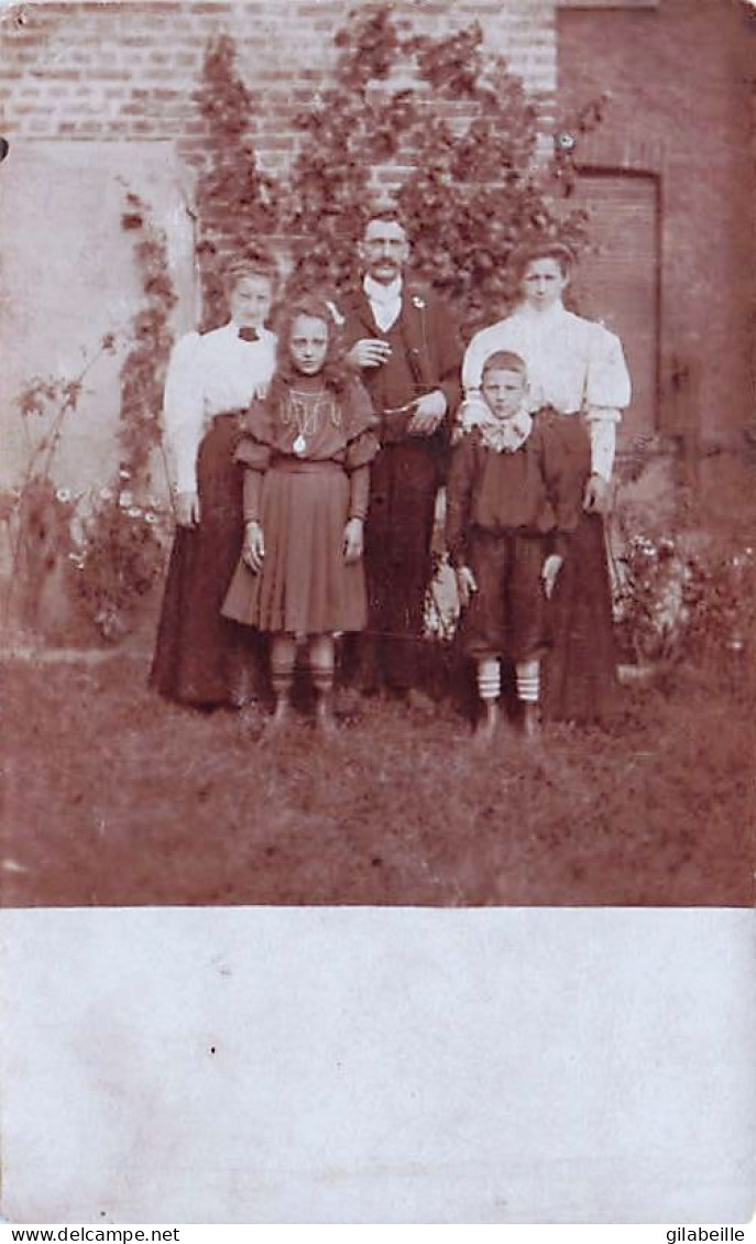 La Louviere - Carte Photo - Famille De BRACQUEGNIES  En 1908 - La Louvière
