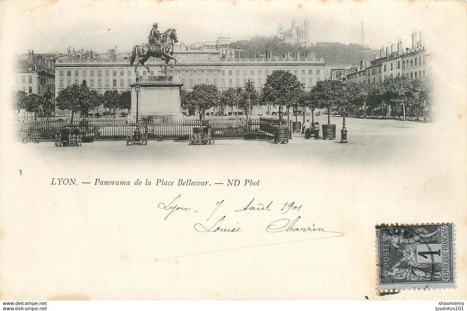 CPA Lyon-Panorama De La Place Bellecour-Timbre       L1116 - Autres & Non Classés