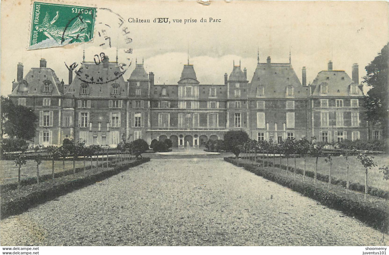 CPA Château D'Eu Vue Prise Du Parc-Timbre     L1094 - Eu