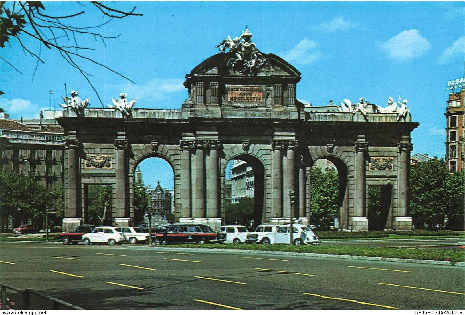 ESPAGNE - Madrid - Vue Sur La Porte De L'Alcala - Voitures - Vue Générale - Carte Postale - Madrid