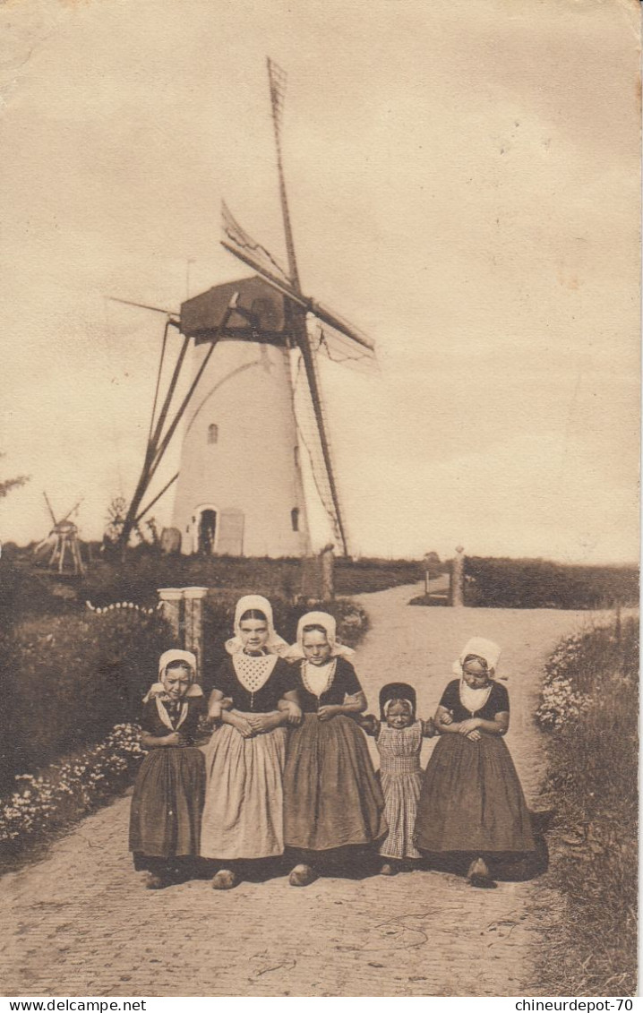 LES MOULINS A VENT - Windmühlen