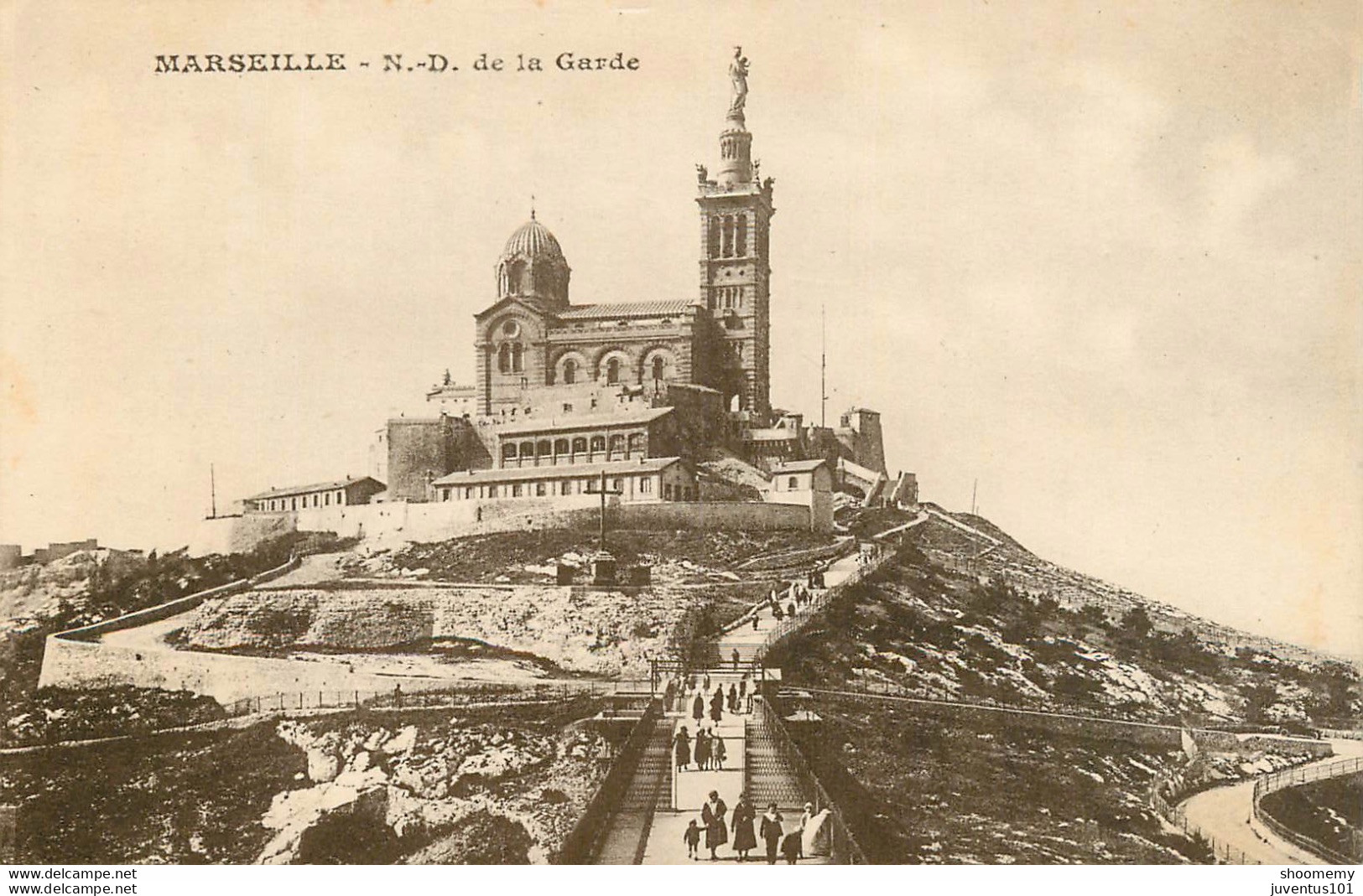 CPA Marseille-Notre Dame De La Garde      L1507 - Notre-Dame De La Garde, Funicular Y Virgen