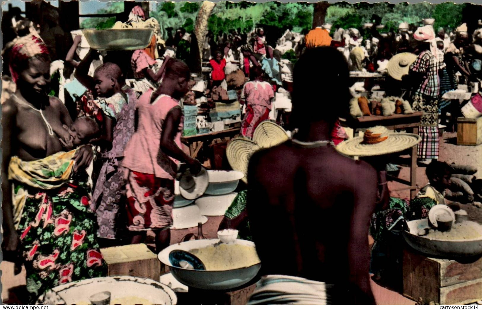 N°2004 W -cpsm Atakpame -le Marché- - Togo