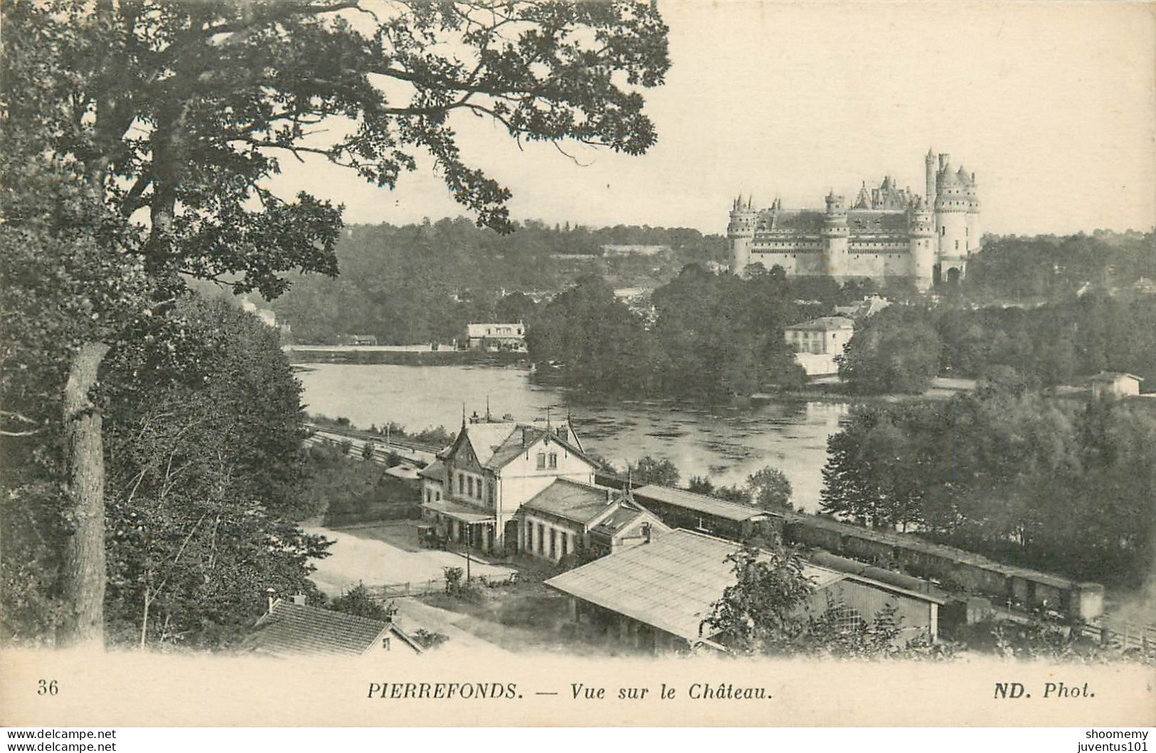 CPA Pierrefonds-Vue Sur Le Château-36      L2357 - Pierrefonds