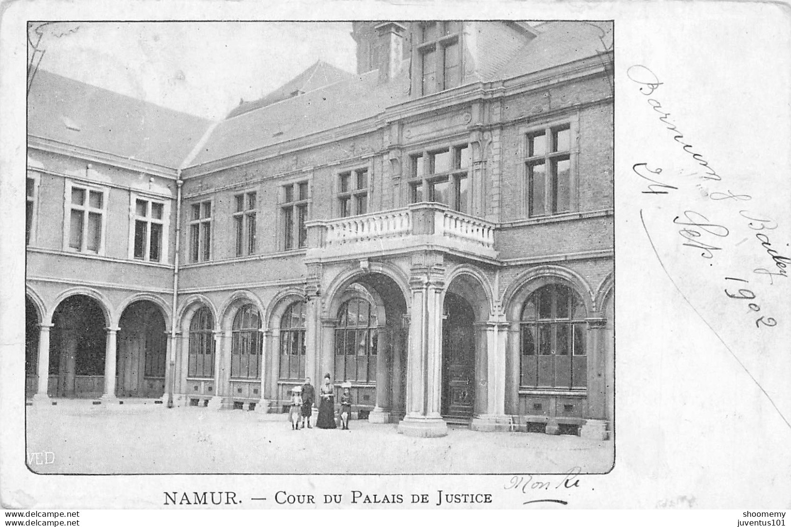 CPA Namur-Cour Du Palais De Justice-Timbre      L2144 - Namur