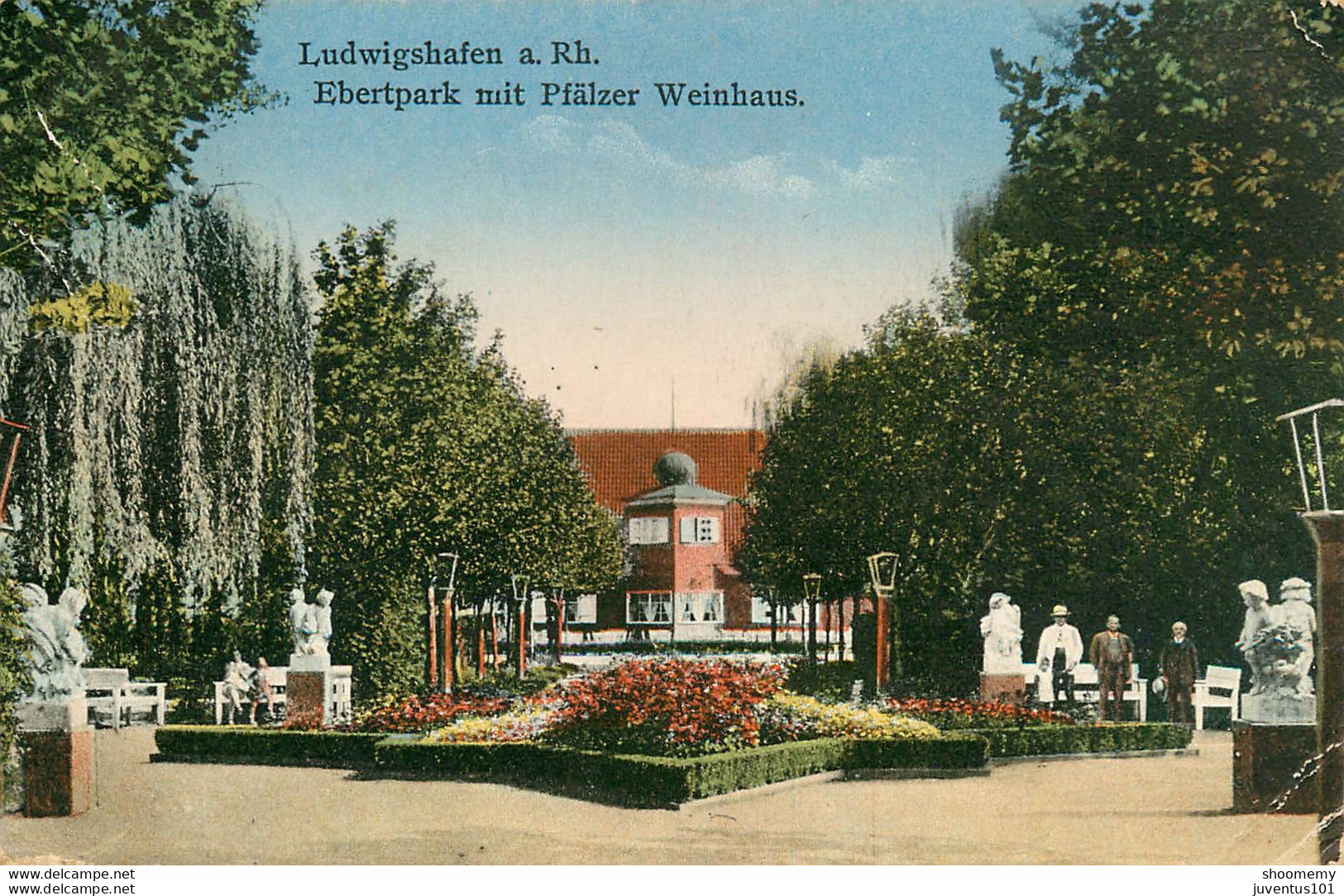 CPA Ludwigshafen Am Rhein-Ebertpark Mit Pfälzer Weinhaus     L1543 - Ludwigshafen