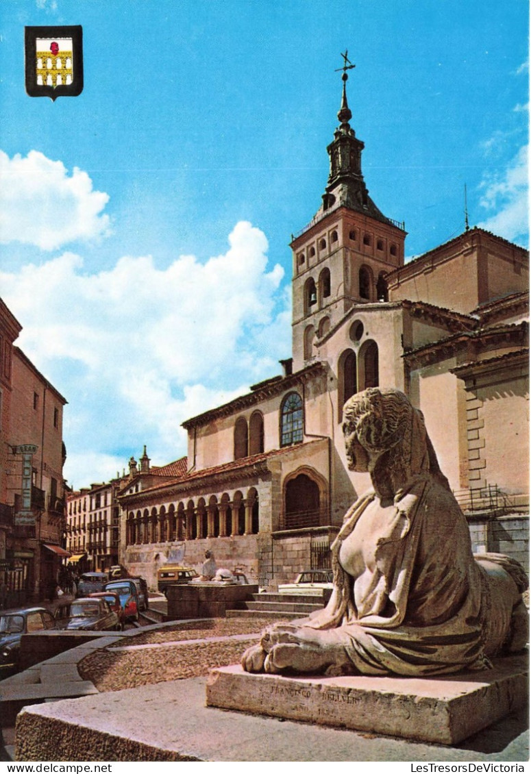 ESPAGNE - Segovia - Vue Sur La Place Des "Sirenas" Et église De "San Martin" - Animé - Statue - Carte Postale - Segovia