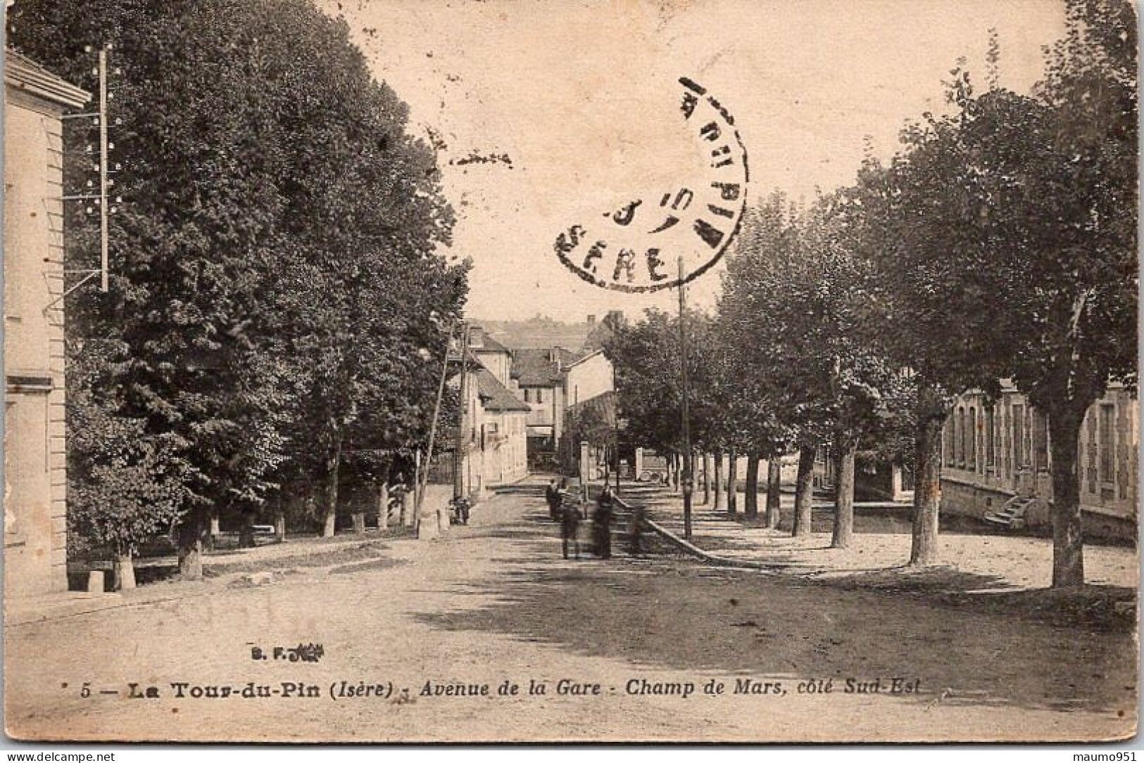 38 LA TOUR DU PIN - AVENUE DE LA GARE  - CHAMP DE MARS - La Tour-du-Pin