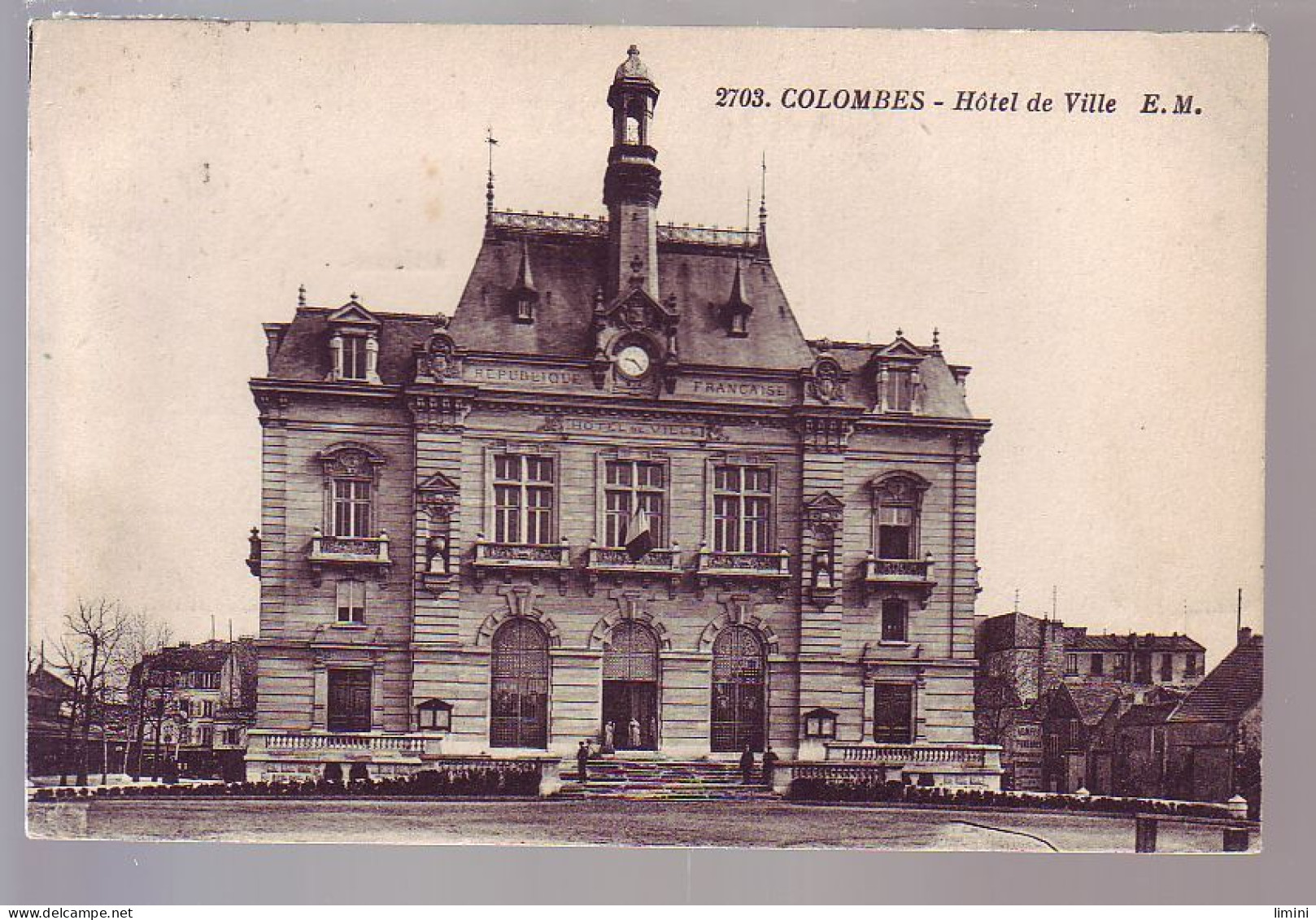92 - COLOMBES - HÔTEL De VILLE - ANIMÉE - - Colombes