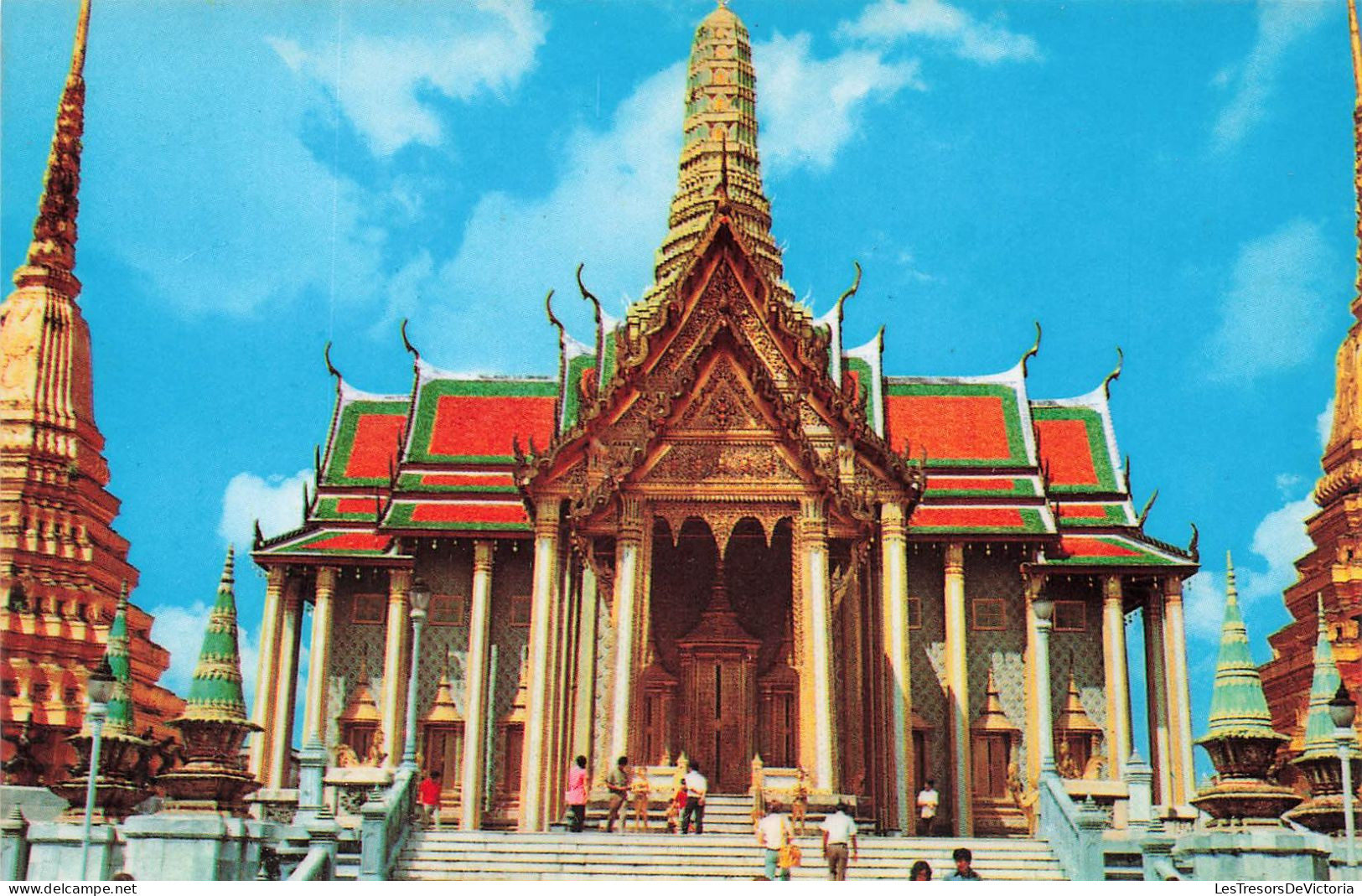THAILANDE - Inside The Grounds Of Wat Phra?keo - Emerald Buddha Temple Bangkok Thailand - Animé - Carte Postale - Tailandia