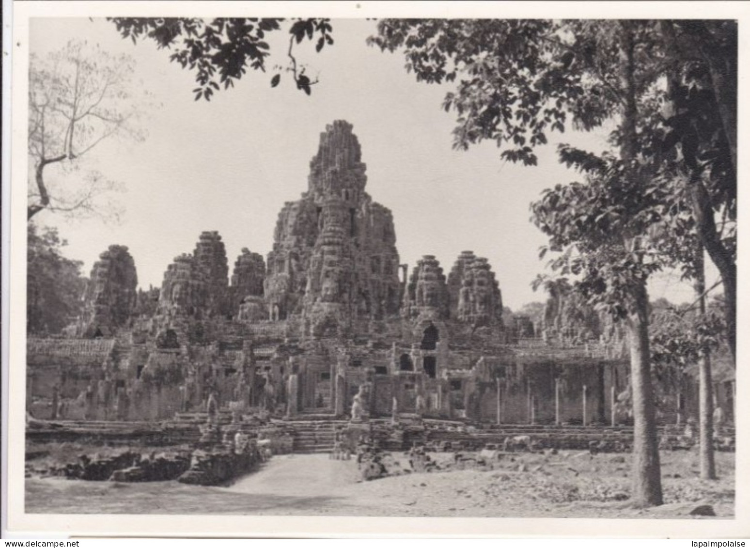 Photo De Particulier INDOCHINE  CAMBODGE  ANGKOR THOM  Art Khmer Temple Vestiges A Identifier    Réf 30326 - Asien