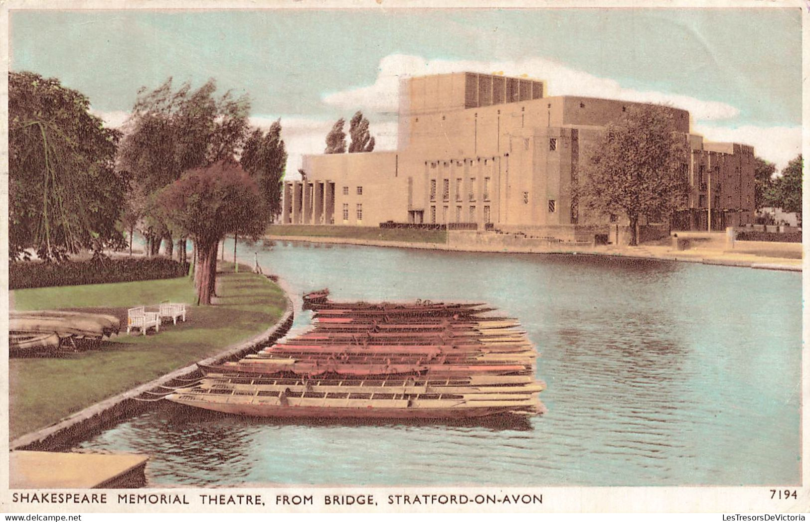 ROYAUME-UNI - Angleterre - Stratford On Avon - Shakespeare Memorial Theatre - From Bridge - Carte Postale Ancienne - Stratford Upon Avon