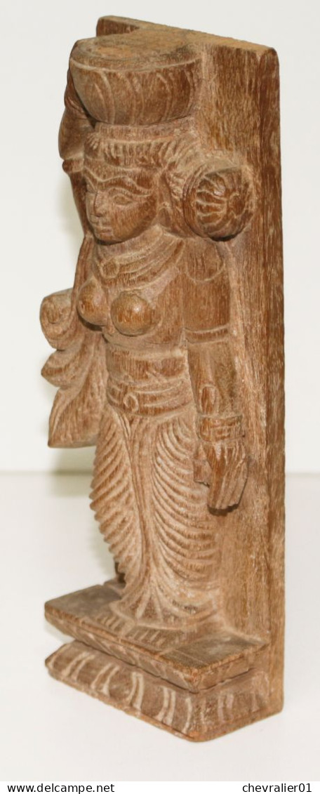 Petite Statuette De Déesse Indienne - Madera