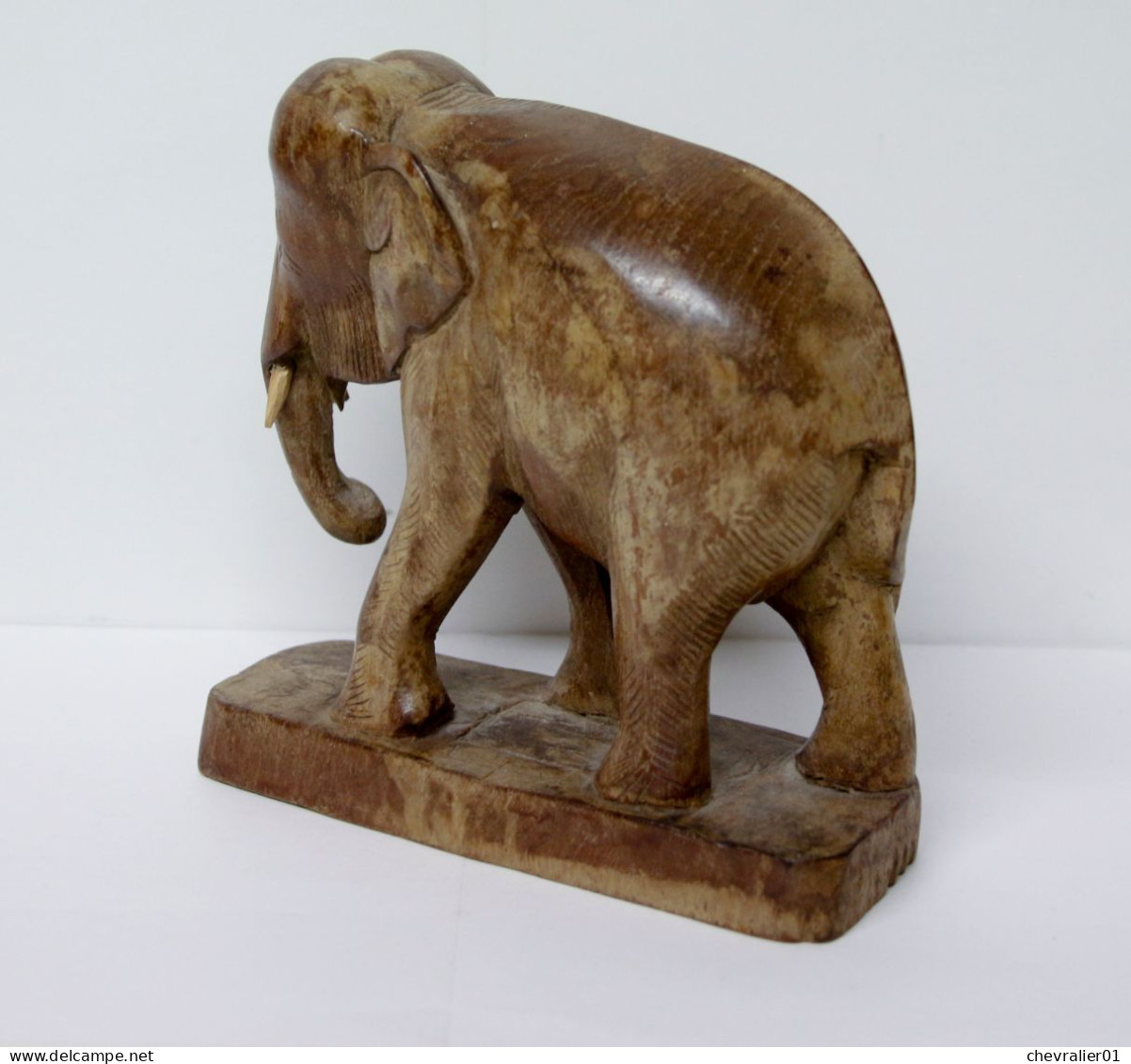 Art-antiquité_sculpture En Bois_Statuette D'éléphant Asiatique - Holz