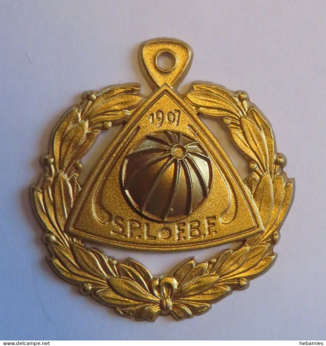 Finnish Football Association -  SPL FBF - Youth Champion 1972 - Old Football Award Jeton - FINLAND - - Football