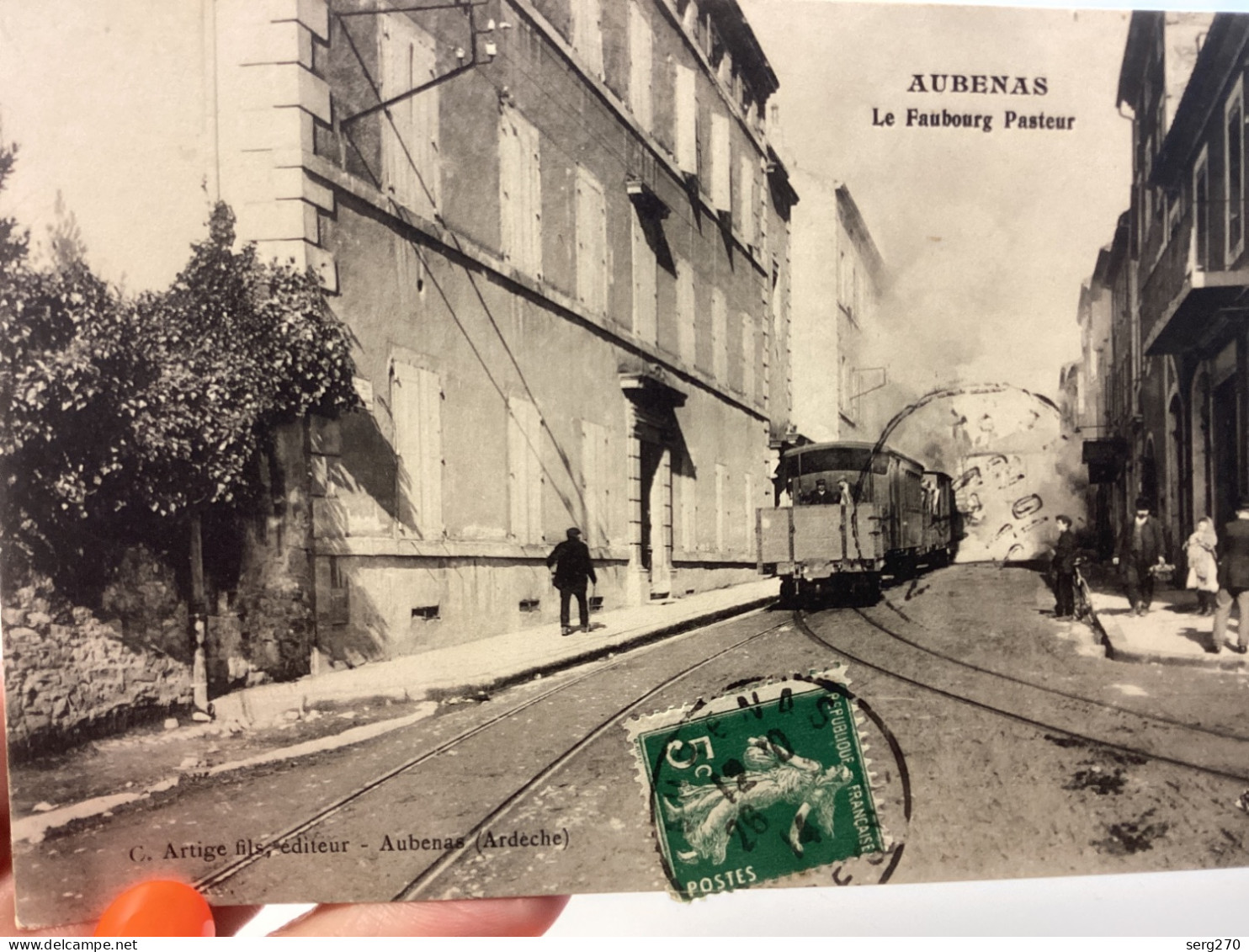 AUBENAS - Le Faubourg PASTEUR. Carte, Animée, Tramway, Homme, Femme. Carte Rare. - Aubenas