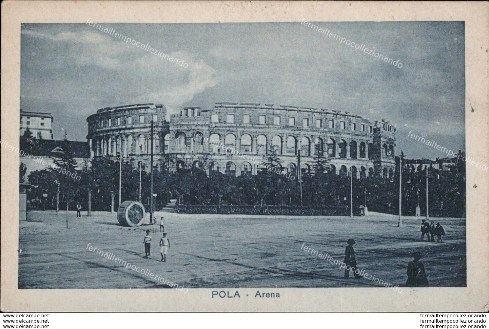 Aq411 Cartolina Pola Arena 1932 Croazia - Autres & Non Classés