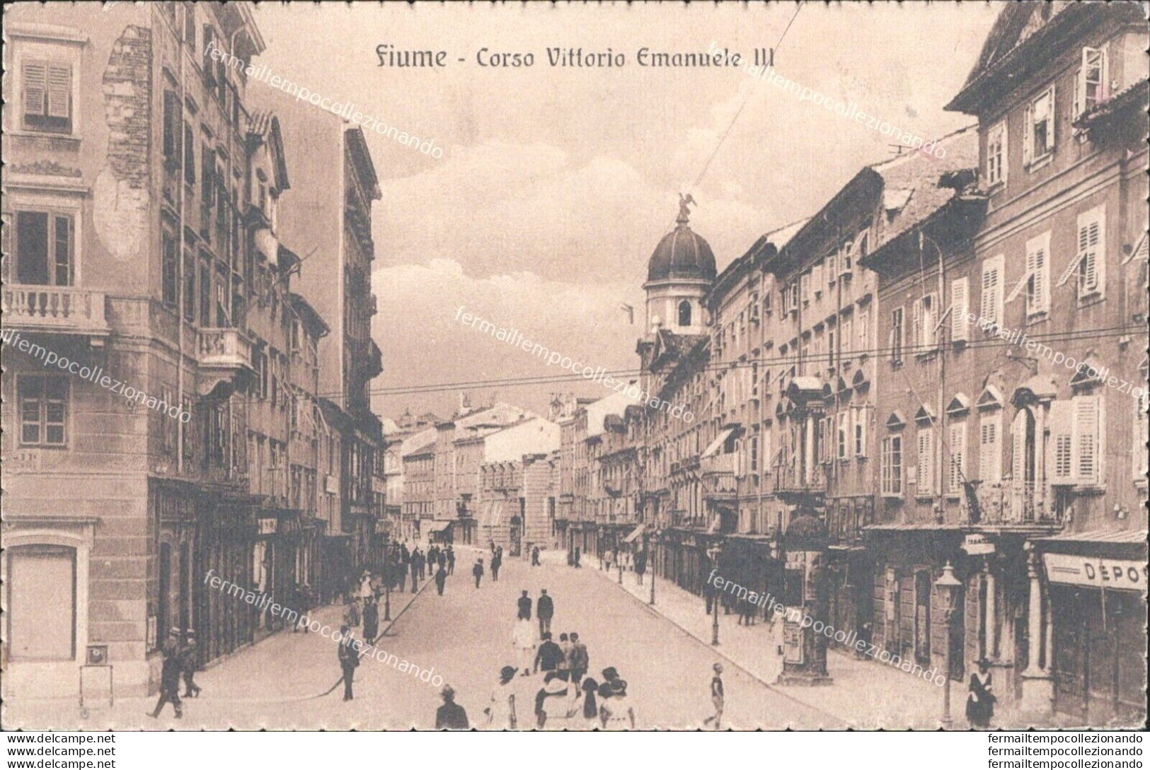 Aq419 Cartolina Fiume Corso Vittorio Emanuele III Scollata  Croazia - Autres & Non Classés