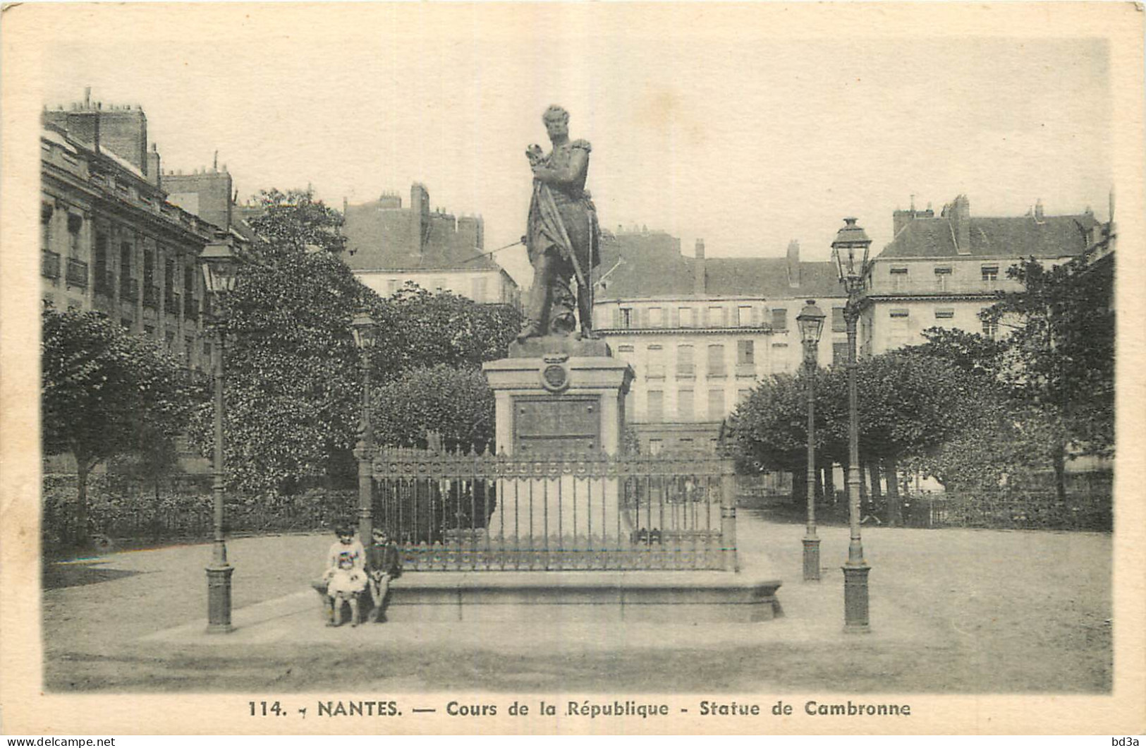 44 - NANTES - COURS DE LA REPUBLIQUE - STATUE DE CAMBRONNE - F. Chapeau éditeur Nantes - 114 - Nantes