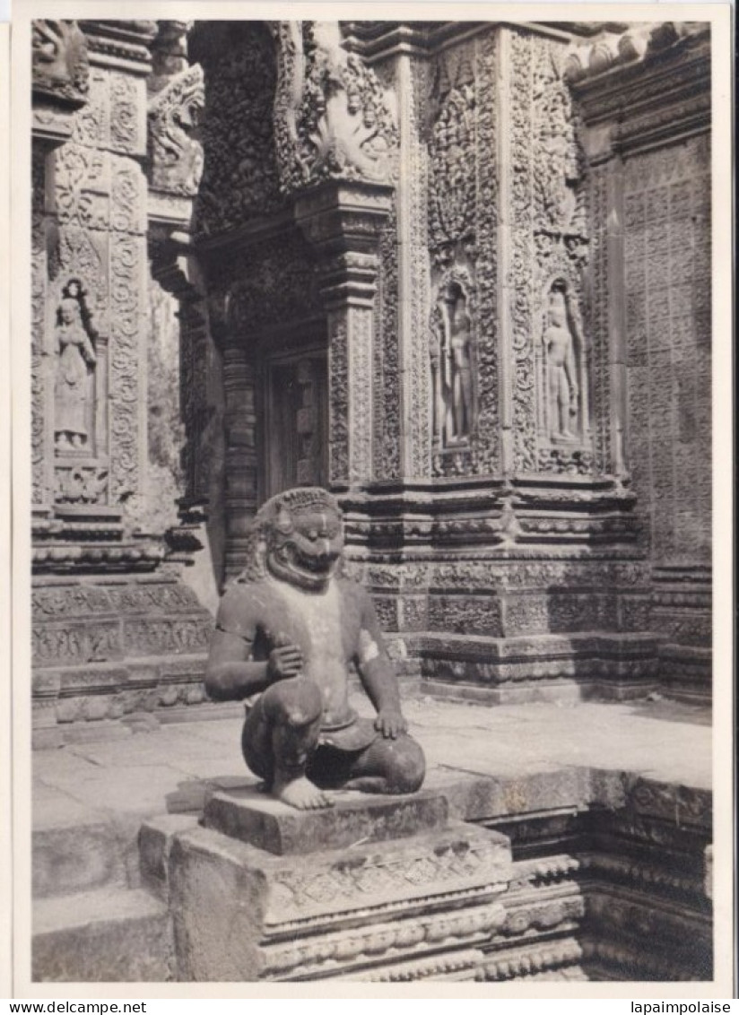 Photo De Particulier  INDOCHINE  CAMBODGE  ANGKOR THOM  Art Khmer Temple Statue A Situer & Identifier Réf 30343 - Azië