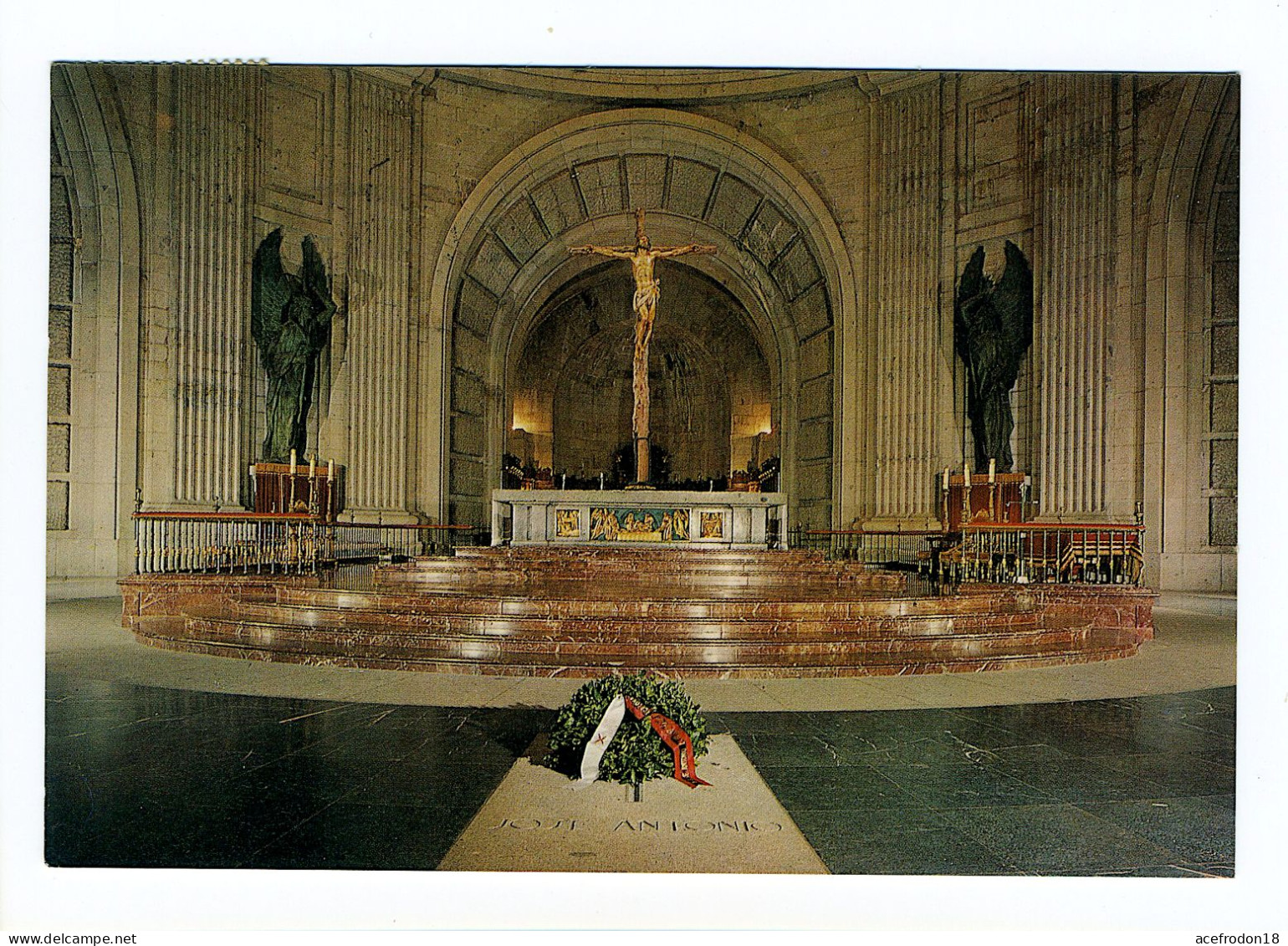 SANTA CRUZ DEL VALLE DE LOS CAIDOS - Cripta Basilica - Altar Mayor - Madrid